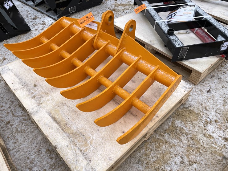 caterpillar-305-image-1