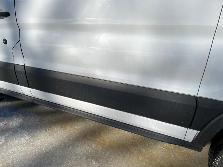 2019-ford-transit-image-28