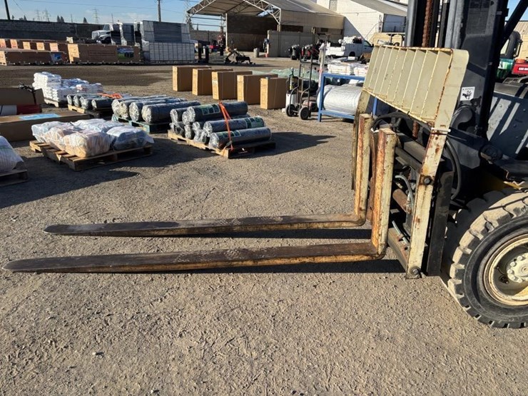 2000-yale-2000-image-9