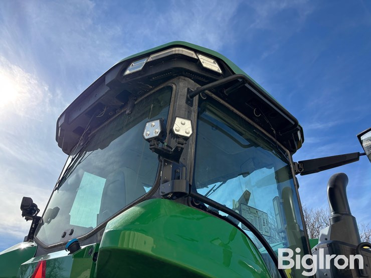 2023-john-deere-8rx-370-image-17