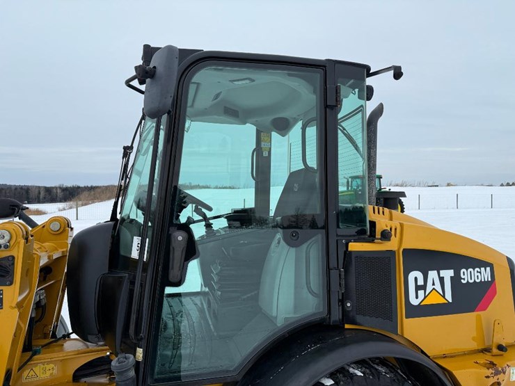 caterpillar-906m-image-21