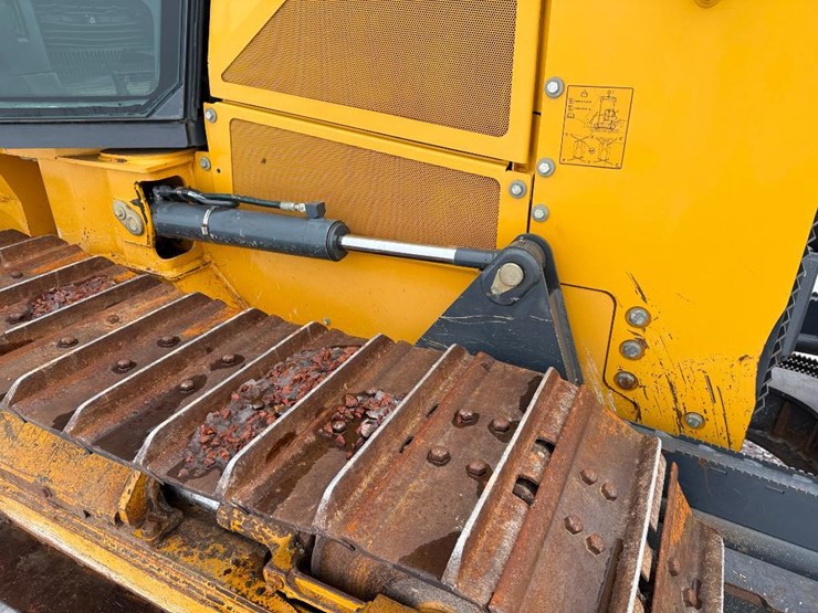 deere-650k-xlt-image-44