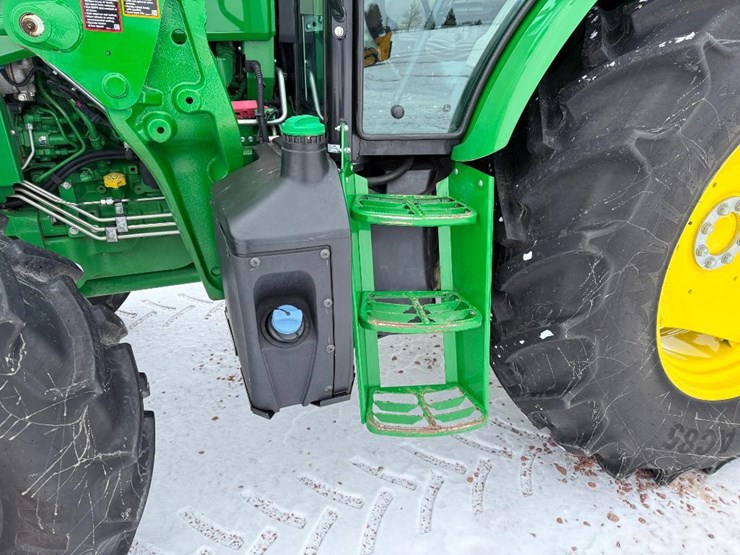 john-deere-6105e-image-15