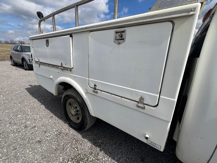 2009-chevrolet-2500-image-20