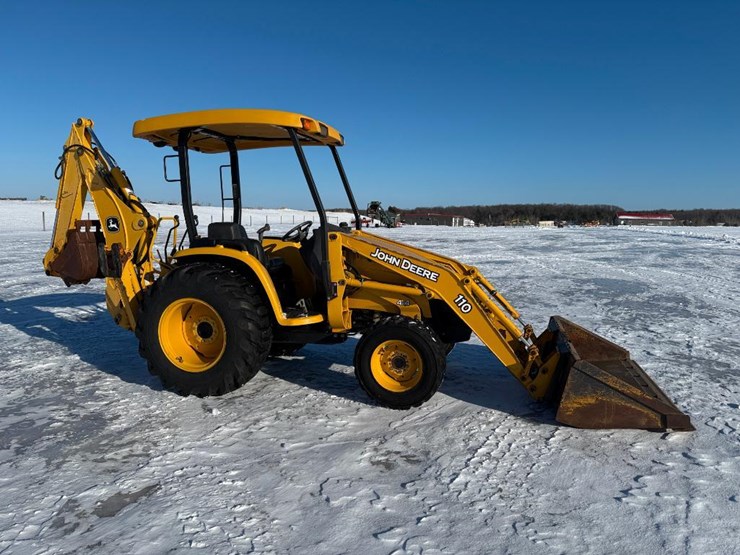 john-deere-110-image-3