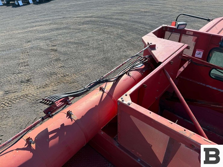 1996-case-ih-2188-image-78