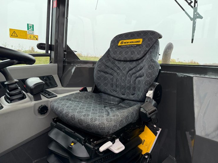 2022-new-holland-w80c-image-48