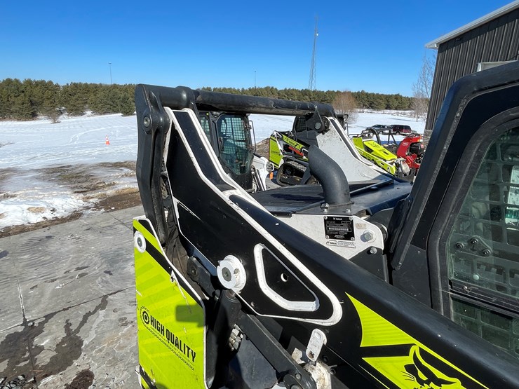 2022-bobcat-t76-image-37