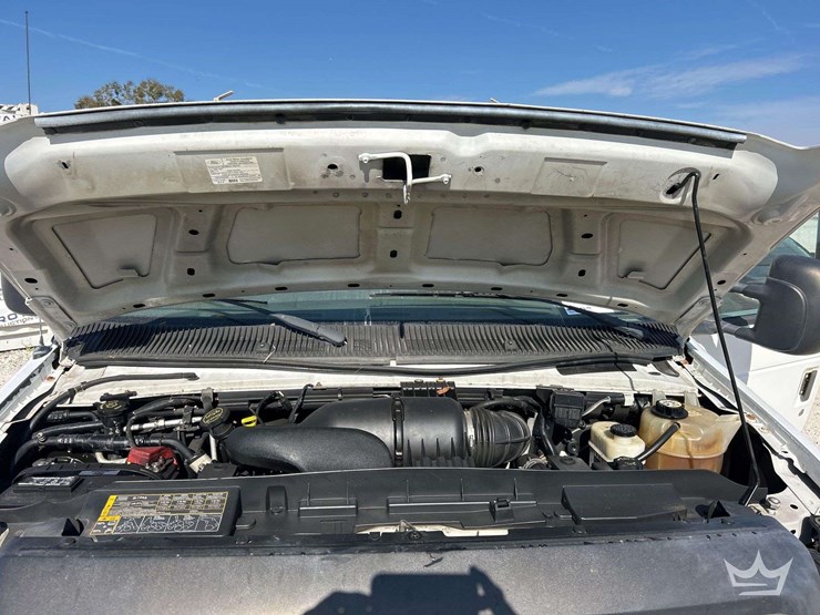 2008-ford-cargo-image-7