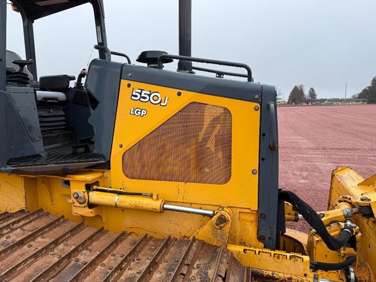 deere-550j-lgp-image-22