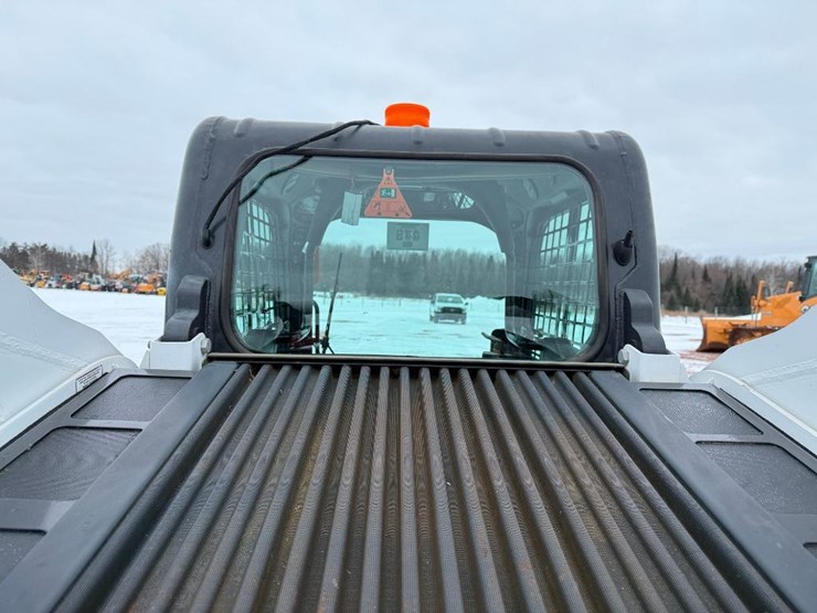 2018-bobcat-s770-image-21