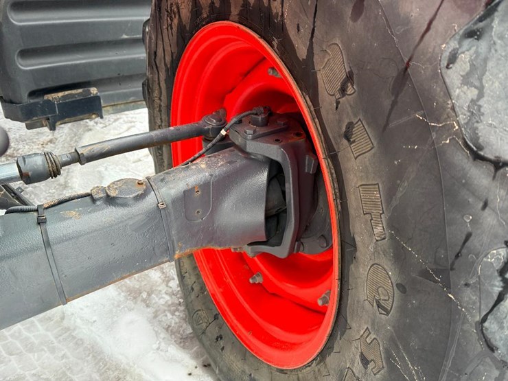 kubota-m7-151-image-34