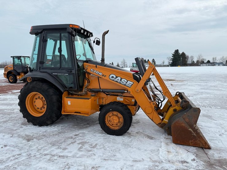 case-570n-xt-image-3