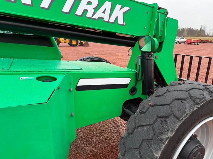 2015-sky-trak-6036-image-31