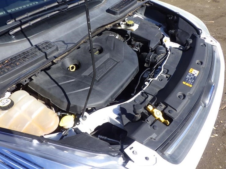 2013-ford-escape-image-11