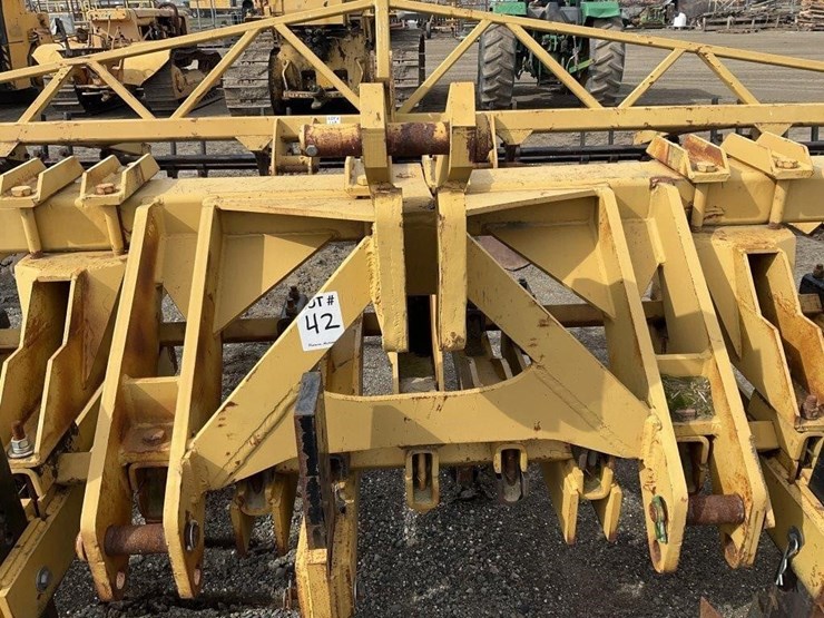 wilcox-3-pt-3-row-60"-bed-ripper-image-6