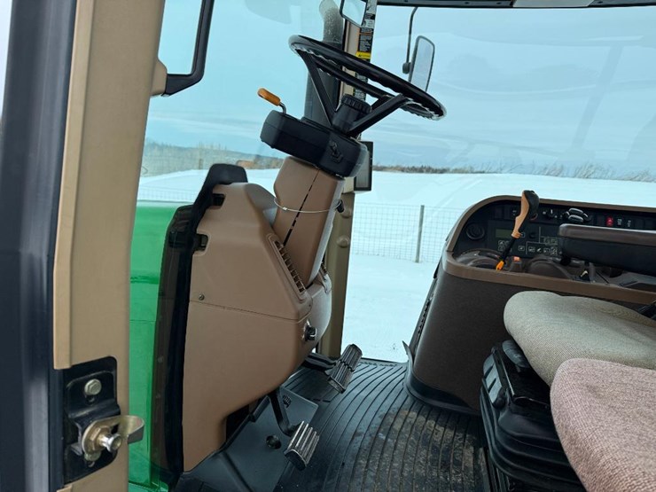 john-deere-7820-image-57