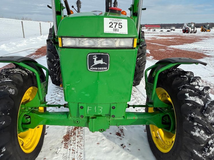 john-deere-2355-image-39