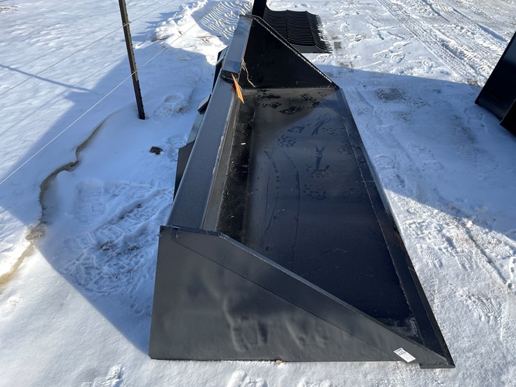 #2500-•-new-kc-90"-skid-steer-bucket-image-4