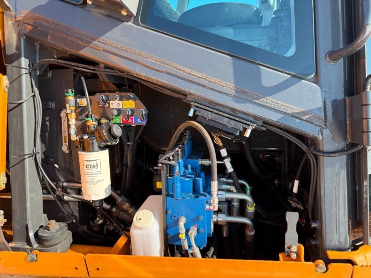 case-1150m-wt-image-30