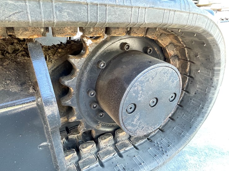 2021-bobcat-e32i-image-23