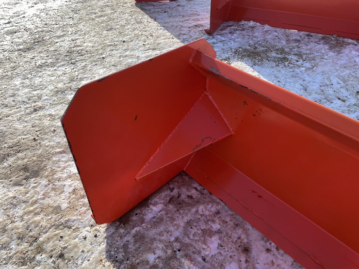 #2516-•-new-kc-mini-36"-snow-pusher-image-7