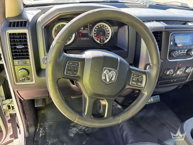 2018-dodge-1500-image-23