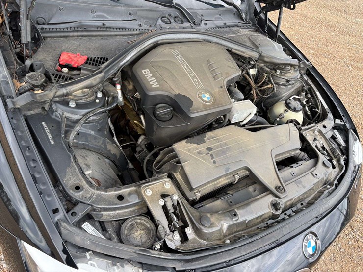 2014-bmw-320i-4-door-sedan-(84,380-miles)-image-24
