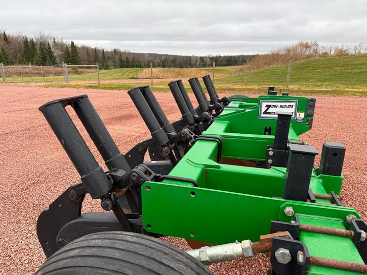 unverferth-zonebuilder-130-image-11