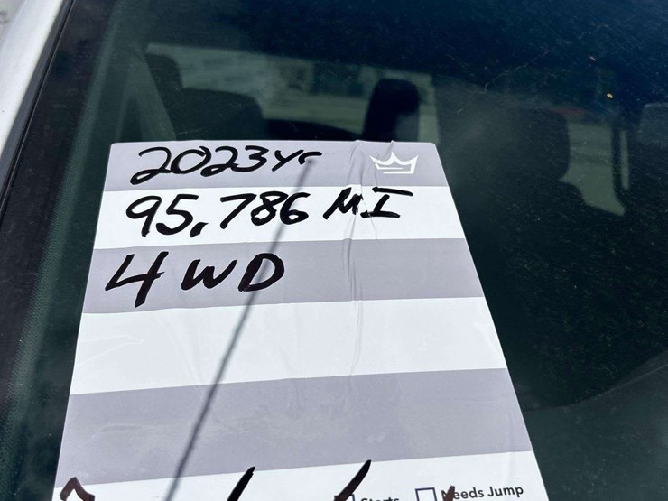 2023-chevrolet-silverado-1500-image-28