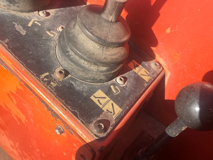 2005-sky-trak-8042-image-17