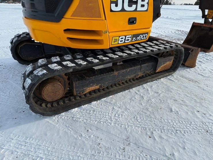 jcb-85z-1-image-12