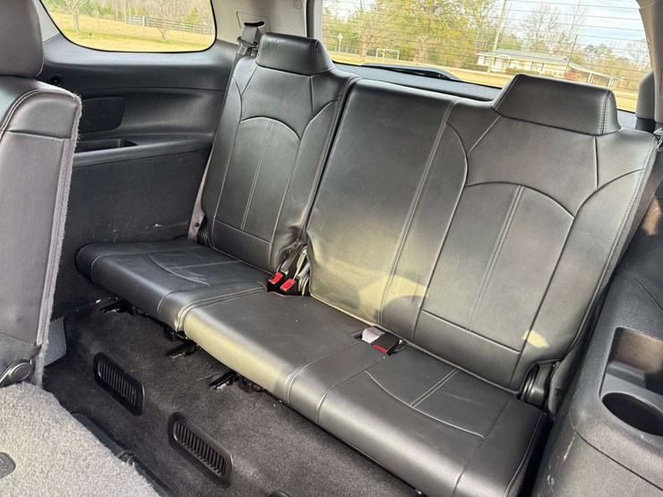 2016-gmc-acadia-slt-image-24