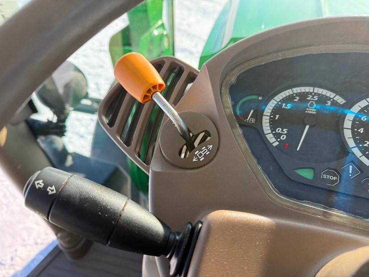 john-deere-6125r-image-73