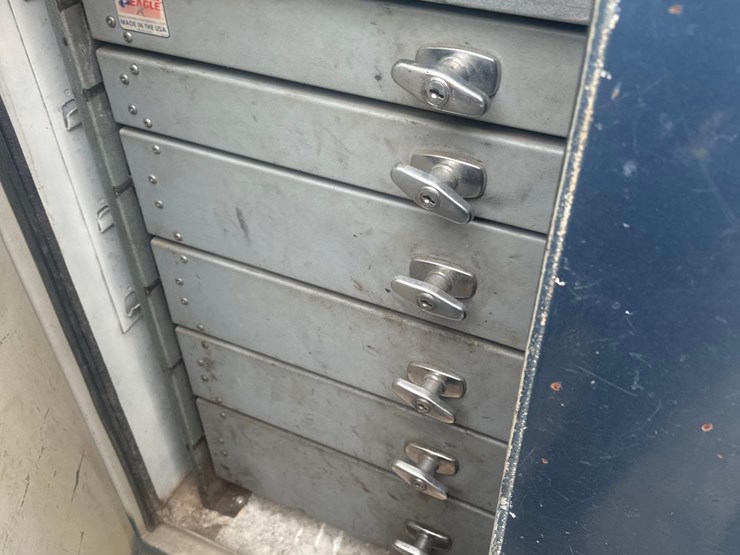 2005-international-7400-image-10