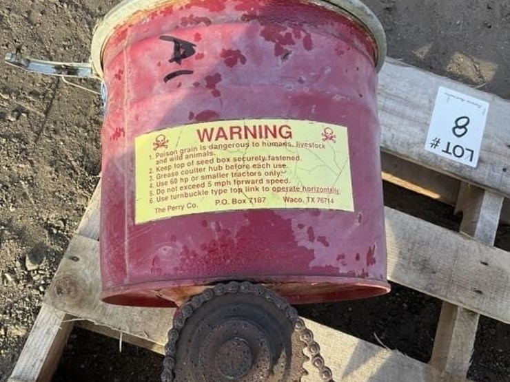 perryco-3-pt-gopher-baiter-image-6