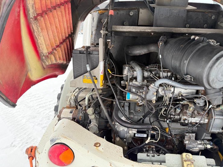 2013-takeuchi-tw50-image-29