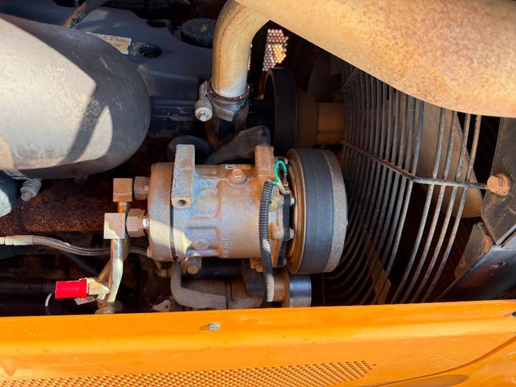 case-1150m-wt-image-40