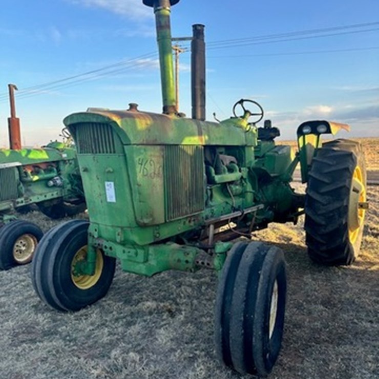 JOHN DEERE 4620