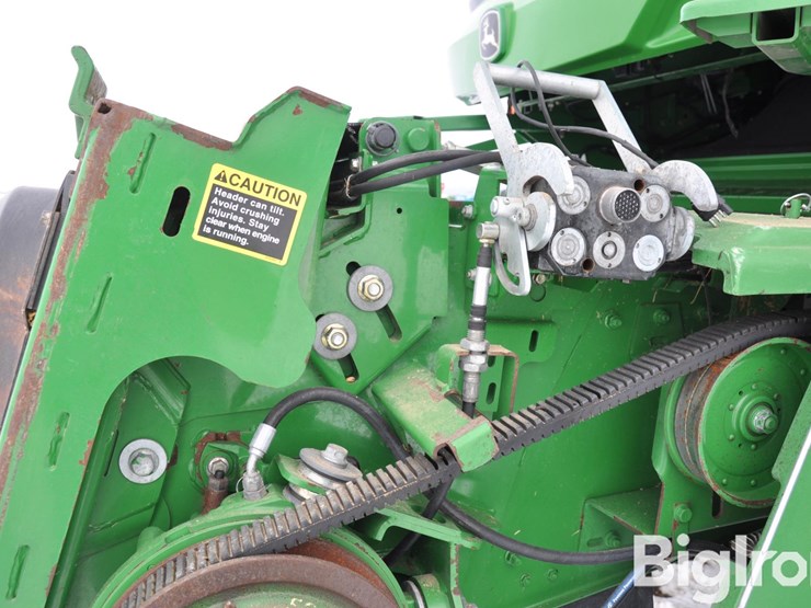 2013-john-deere-s670-image-10