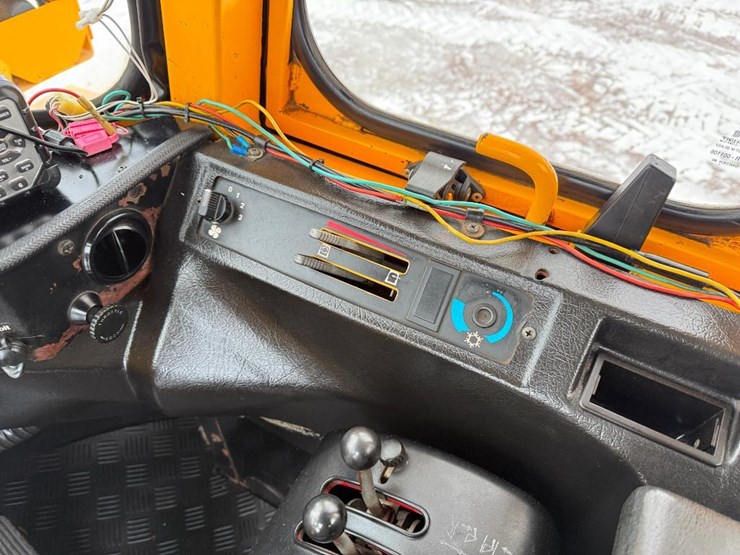 1991-michigan-l120-image-43