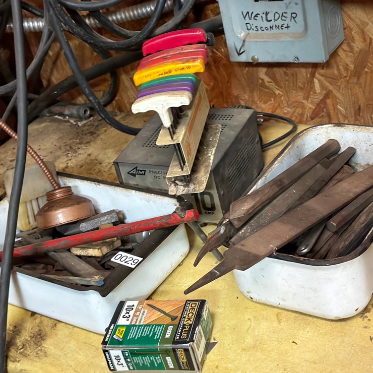 #29 • LOT OF FILES , TOOLS , ETC