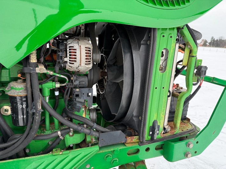 john-deere-6420-image-35