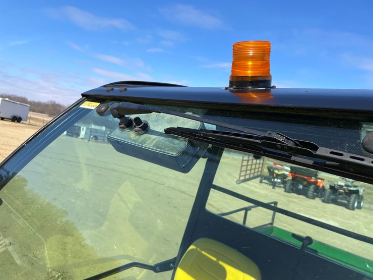 2009-john-deere-gator-image-52