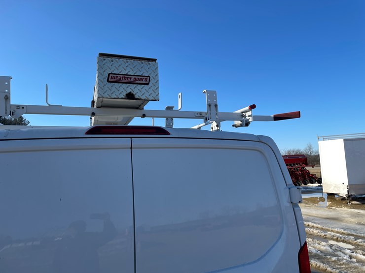 2019-ford-transit-image-21