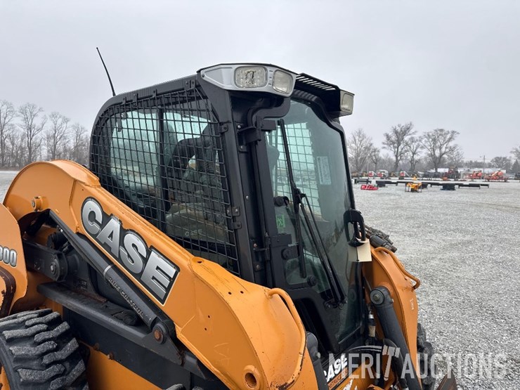 2012-case-sv300-image-27