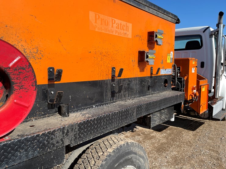 #1465-•-2013-freightliner-asphalt-truck-(has-mn-title)-image-40