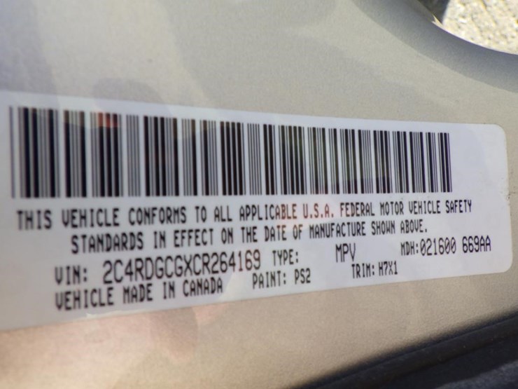 2012-dodge-grand-caravan-image-17