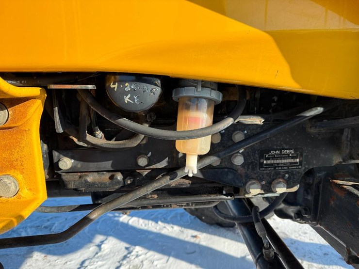 john-deere-110-image-39