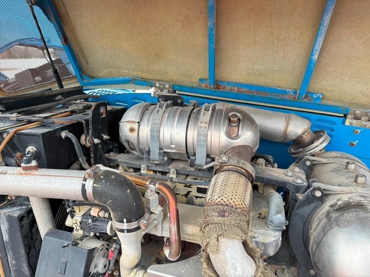 2016-genie-gth844-image-39